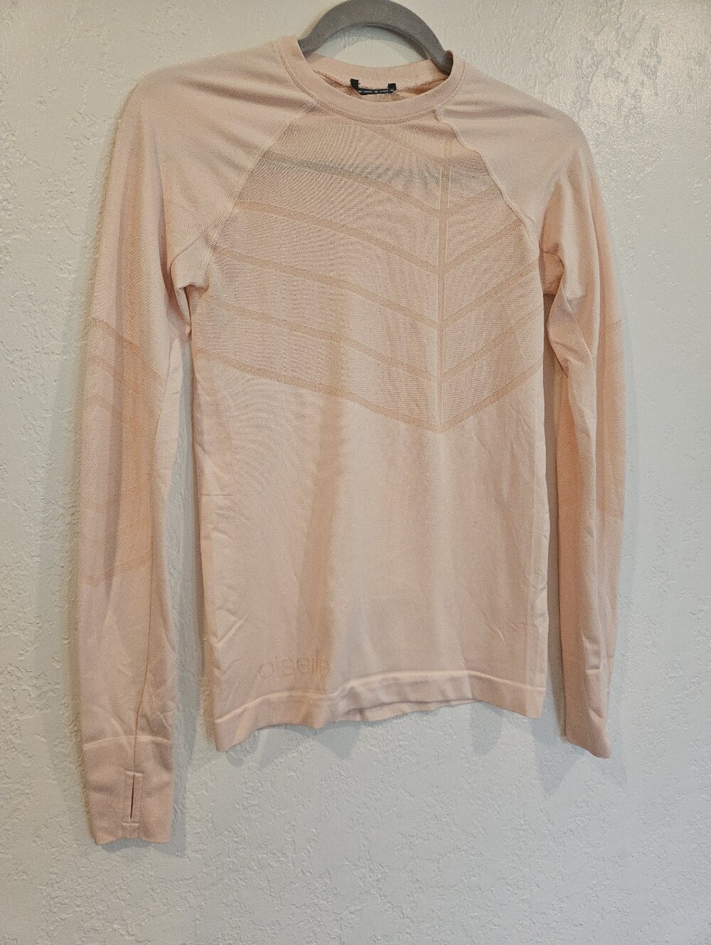Oiselle Women's Long-Sleeve Light Pink Athletic Top - Size XS With Thumb Holes.